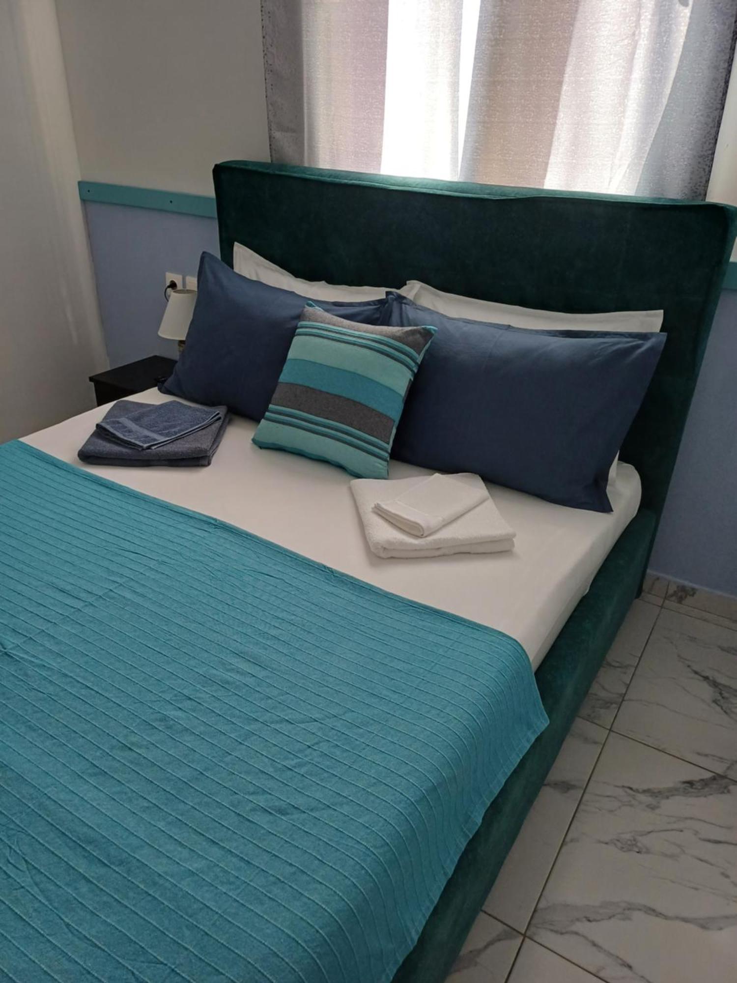 Hari Apartments Vathi, Agios Nikolaos Crete Vathí Exterior foto